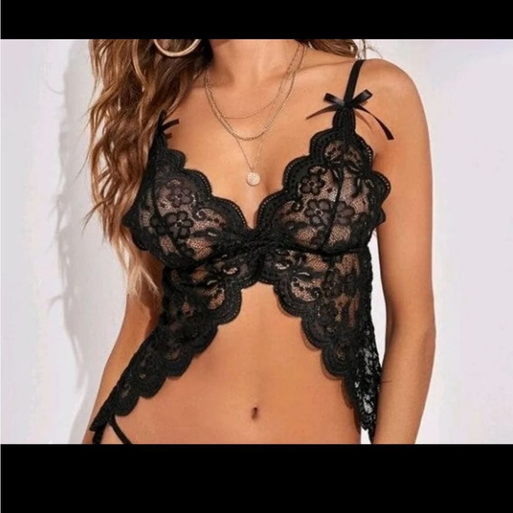 Black Lace Bustier Lingerie Set With Thong - Picture 6 of 10